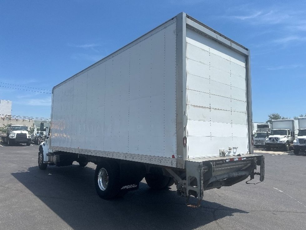 Medium Duty Box Truck-Light and Medium Duty Trucks-Freightliner-2019-M2-Etobicoke-ON-225,851\n\t\tkm-$ 65,750 - Image 6