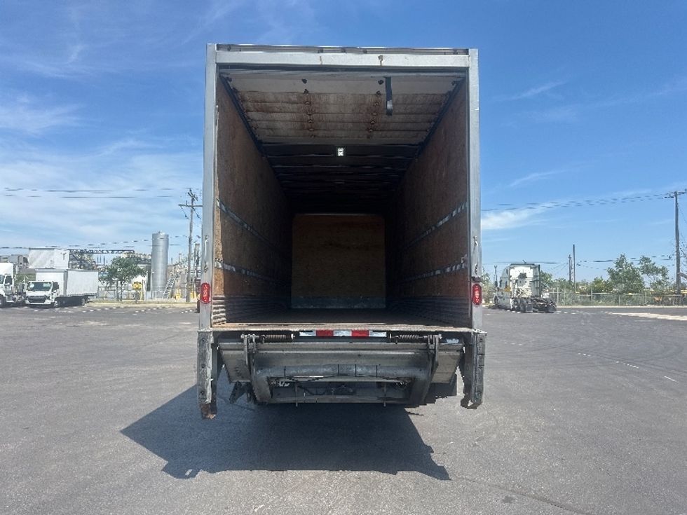 Medium Duty Box Truck-Light and Medium Duty Trucks-Freightliner-2019-M2-Etobicoke-ON-225,851\n\t\tkm-$ 65,750 - Image 8