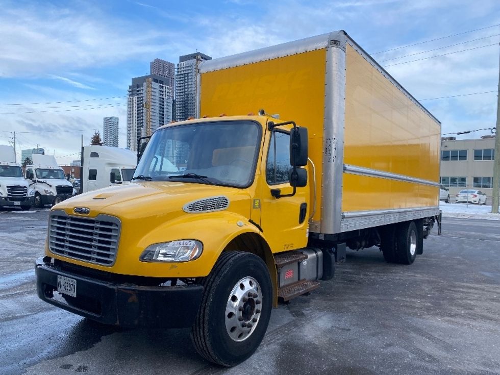 Medium Duty Box Truck-Light and Medium Duty Trucks-Freightliner-2019-M2-Etobicoke-ON-233,378\n\t\tkm-$ 69,000 - Image 1