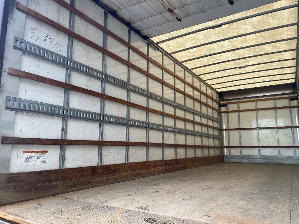 Medium Duty Box Truck-Light and Medium Duty Trucks-Freightliner-2019-M2-Etobicoke-ON-233,378\n\t\tkm-$ 69,000 - Image 11