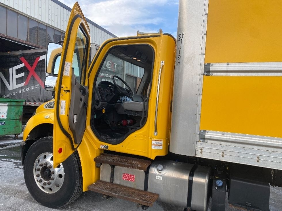 Medium Duty Box Truck-Light and Medium Duty Trucks-Freightliner-2019-M2-Etobicoke-ON-233,378\n\t\tkm-$ 69,000 - Image 16