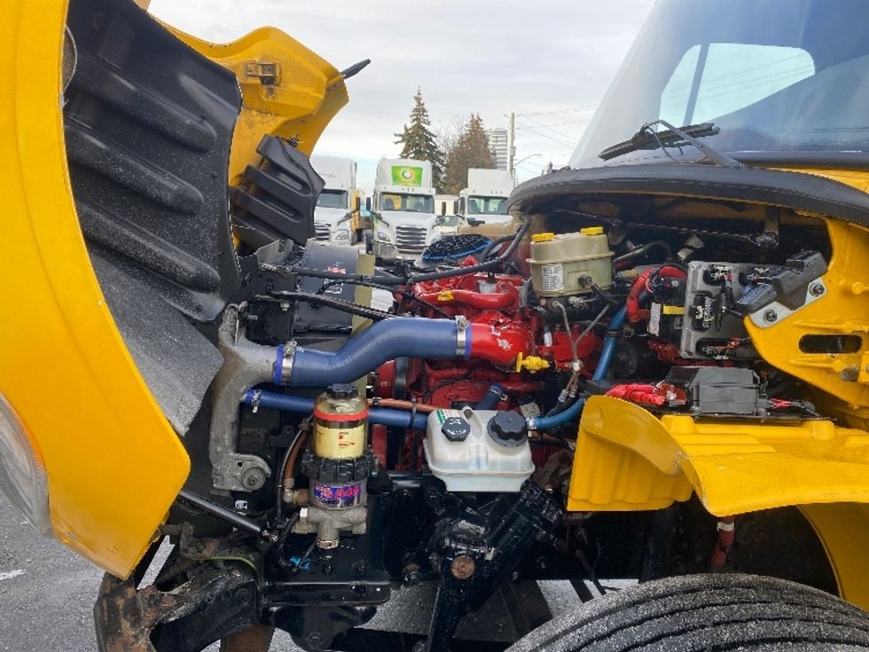 Medium Duty Box Truck-Light and Medium Duty Trucks-Freightliner-2019-M2-Etobicoke-ON-233,378\n\t\tkm-$ 69,000 - Image 24