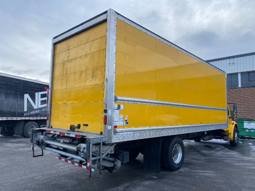 Medium Duty Box Truck-Light and Medium Duty Trucks-Freightliner-2019-M2-Etobicoke-ON-233,378\n\t\tkm-$ 69,000 - Image 6