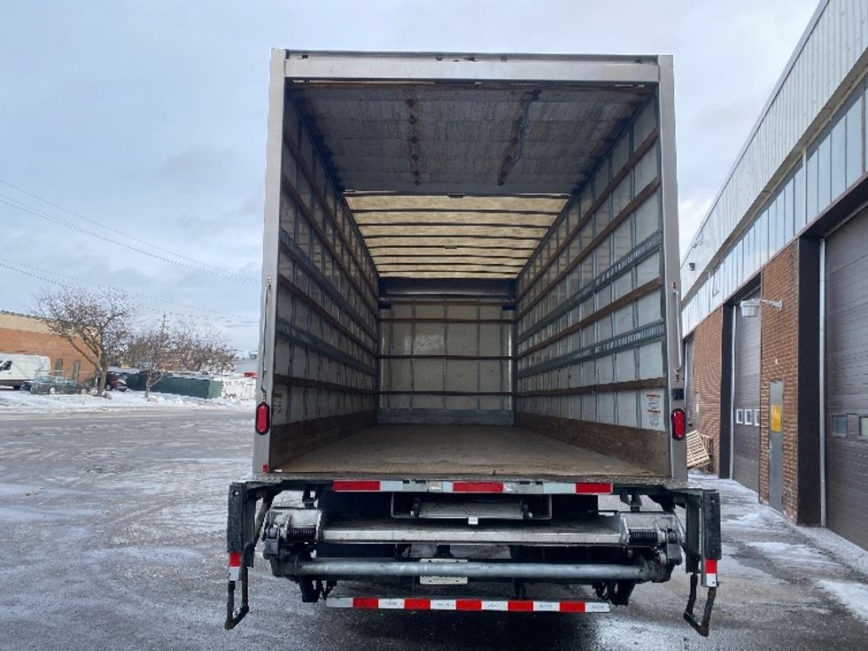 Medium Duty Box Truck-Light and Medium Duty Trucks-Freightliner-2019-M2-Etobicoke-ON-233,378\n\t\tkm-$ 69,000 - Image 8
