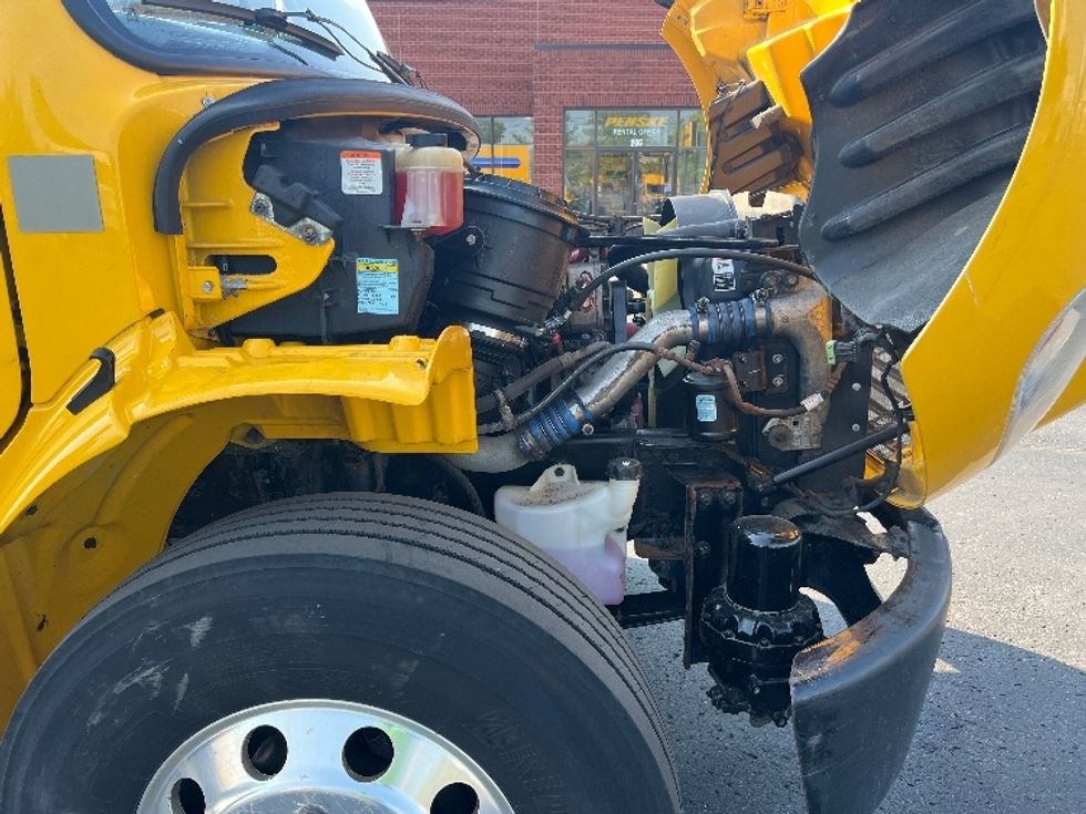 Medium Duty Box Truck-Light and Medium Duty Trucks-Freightliner-2019-M2-Etobicoke-ON-317,500\n\t\tkm-$ 56,000 - Image 23