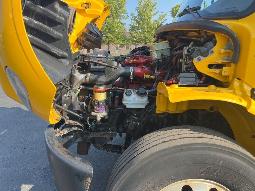 Medium Duty Box Truck-Light and Medium Duty Trucks-Freightliner-2019-M2-Etobicoke-ON-317,500\n\t\tkm-$ 56,000 - Image 24