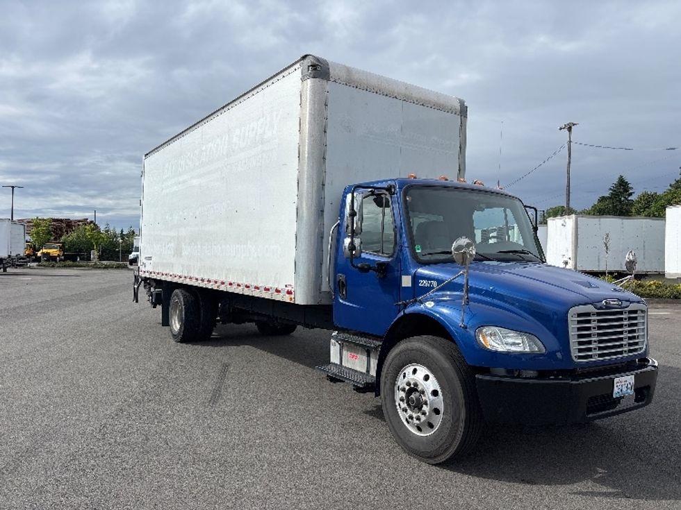 Medium Duty Box Truck-Light and Medium Duty Trucks-Freightliner-2019-M2-Everett-WA-160,885\n\t\tmiles-$ 58,250 - Image 1