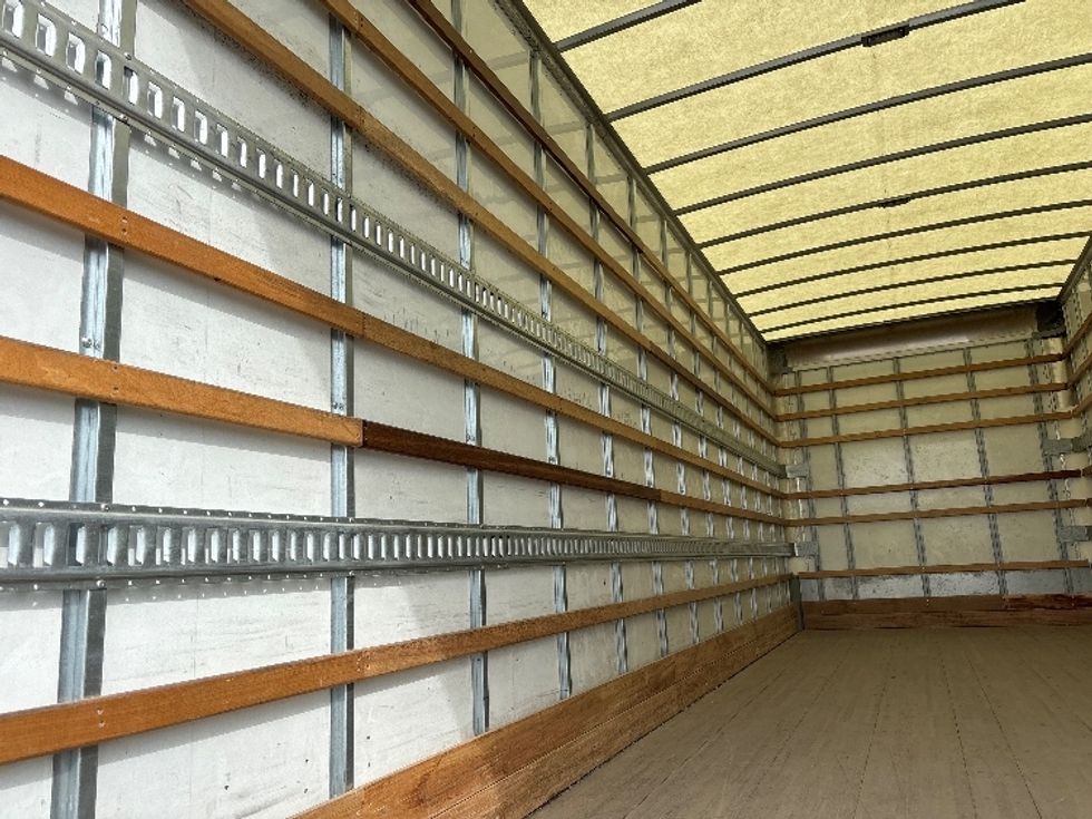 Medium Duty Box Truck-Light and Medium Duty Trucks-Freightliner-2019-M2-Everett-WA-160,885\n\t\tmiles-$ 58,250 - Image 11