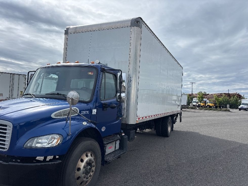Medium Duty Box Truck-Light and Medium Duty Trucks-Freightliner-2019-M2-Everett-WA-160,885\n\t\tmiles-$ 58,250 - Image 3