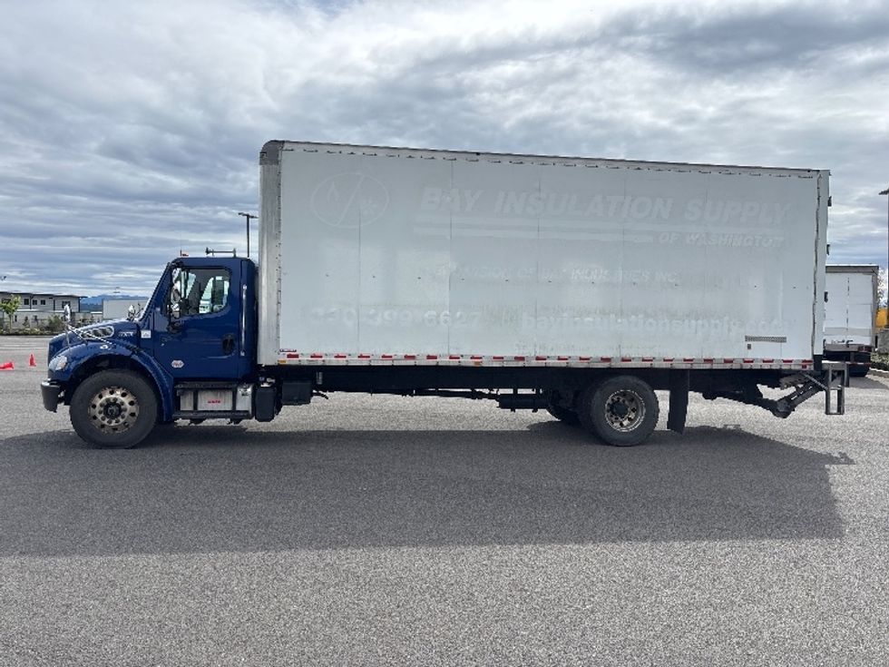 Medium Duty Box Truck-Light and Medium Duty Trucks-Freightliner-2019-M2-Everett-WA-160,885\n\t\tmiles-$ 58,250 - Image 4