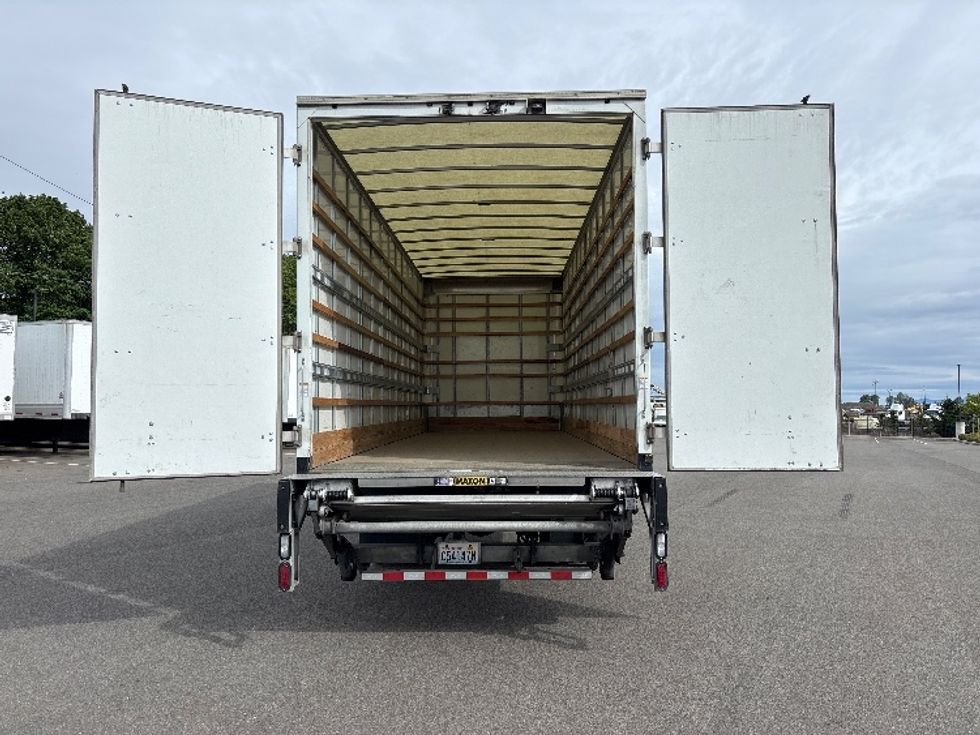 Medium Duty Box Truck-Light and Medium Duty Trucks-Freightliner-2019-M2-Everett-WA-160,885\n\t\tmiles-$ 58,250 - Image 8