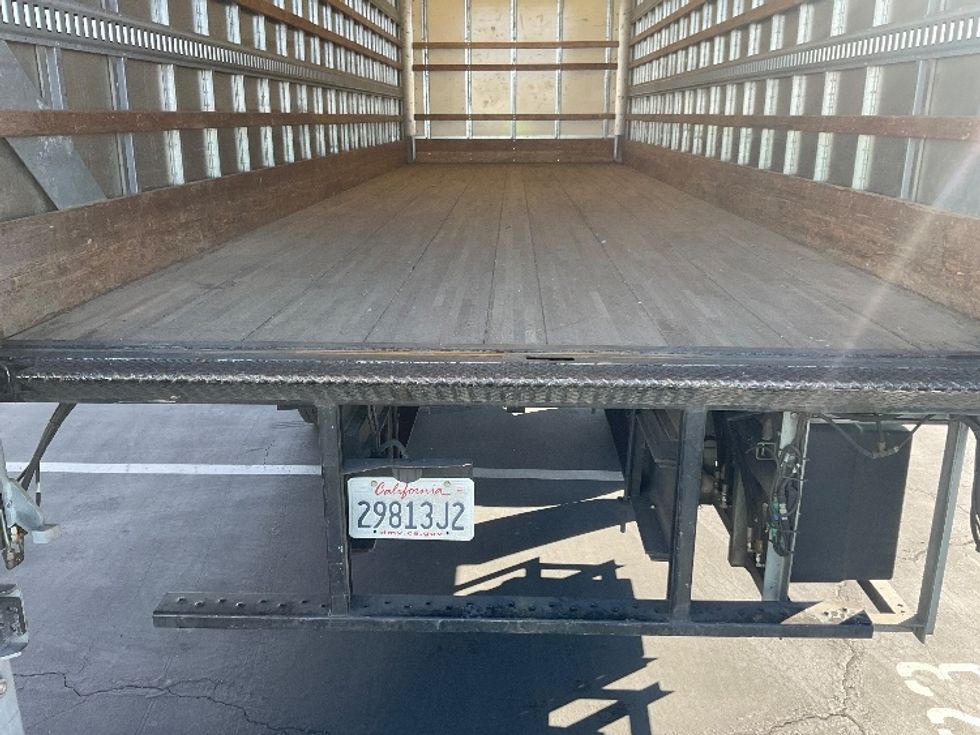 Medium Duty Box Truck-Light and Medium Duty Trucks-Freightliner-2019-M2-Fontana-CA-101,407\n\t\tmiles-$ 56,750 - Image 10