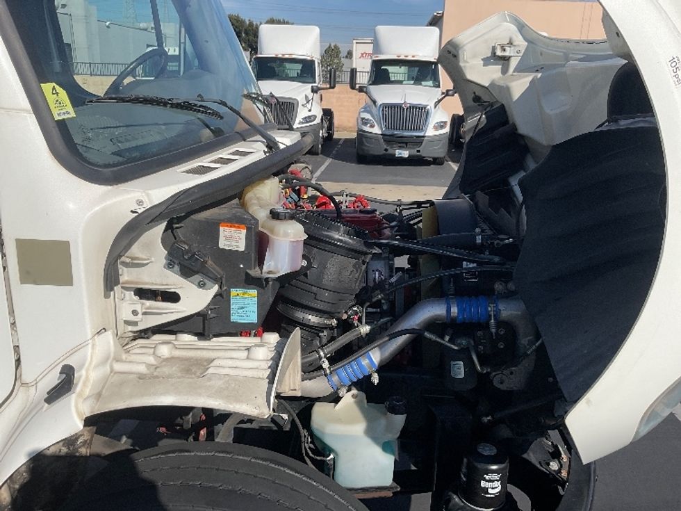Medium Duty Box Truck-Light and Medium Duty Trucks-Freightliner-2019-M2-Fontana-CA-101,407\n\t\tmiles-$ 56,750 - Image 23