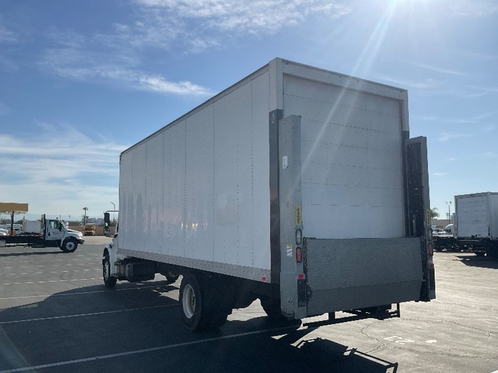 Medium Duty Box Truck-Light and Medium Duty Trucks-Freightliner-2019-M2-Fontana-CA-101,407\n\t\tmiles-$ 56,750 - Image 6