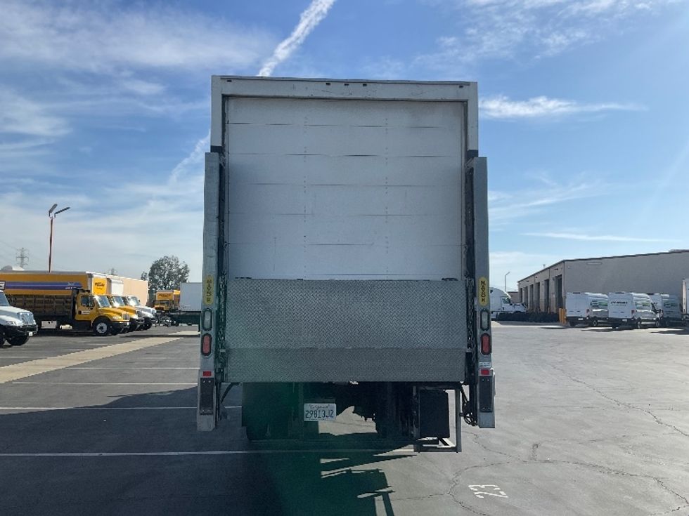 Medium Duty Box Truck-Light and Medium Duty Trucks-Freightliner-2019-M2-Fontana-CA-101,407\n\t\tmiles-$ 56,750 - Image 7