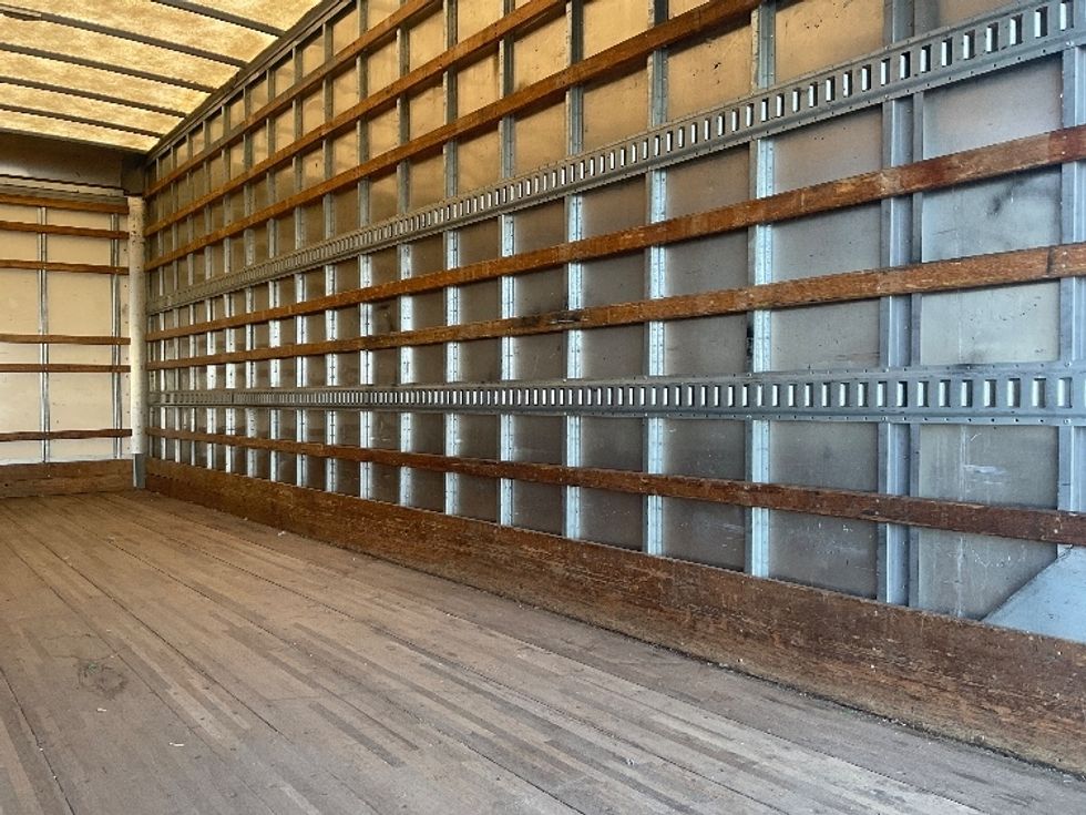 Medium Duty Box Truck-Light and Medium Duty Trucks-Freightliner-2019-M2-Fontana-CA-104,850\n\t\tmiles-$ 56,250 - Image 12