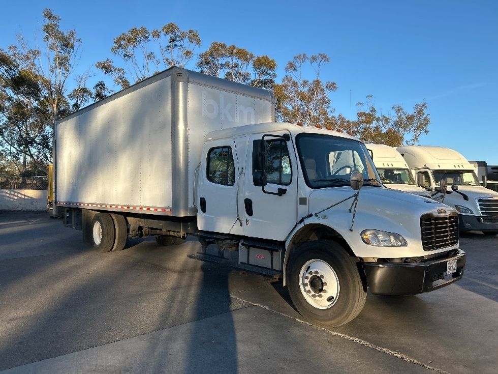 Medium Duty Box Truck-Light and Medium Duty Trucks-Freightliner-2019-M2-Fontana-CA-106,225\n\t\tmiles-$ 61,000 - Image 1