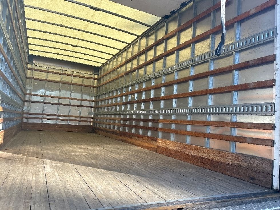 Medium Duty Box Truck-Light and Medium Duty Trucks-Freightliner-2019-M2-Fontana-CA-106,225\n\t\tmiles-$ 61,000 - Image 12