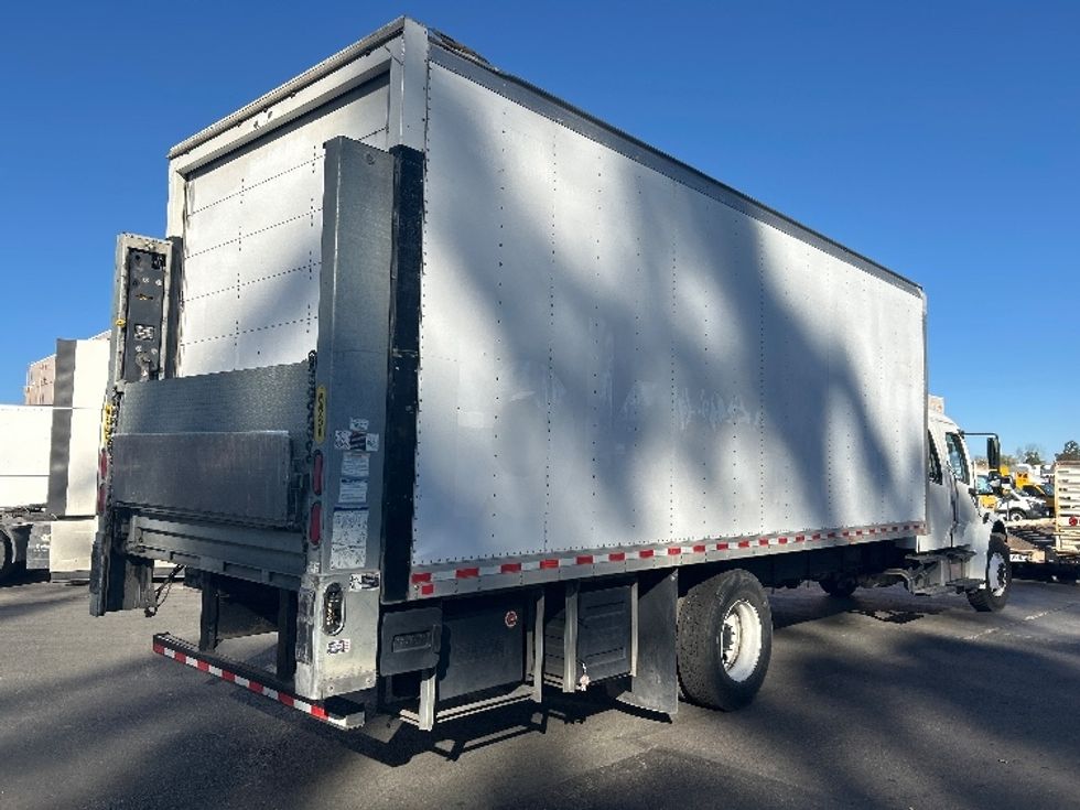 Medium Duty Box Truck-Light and Medium Duty Trucks-Freightliner-2019-M2-Fontana-CA-106,225\n\t\tmiles-$ 61,000 - Image 13