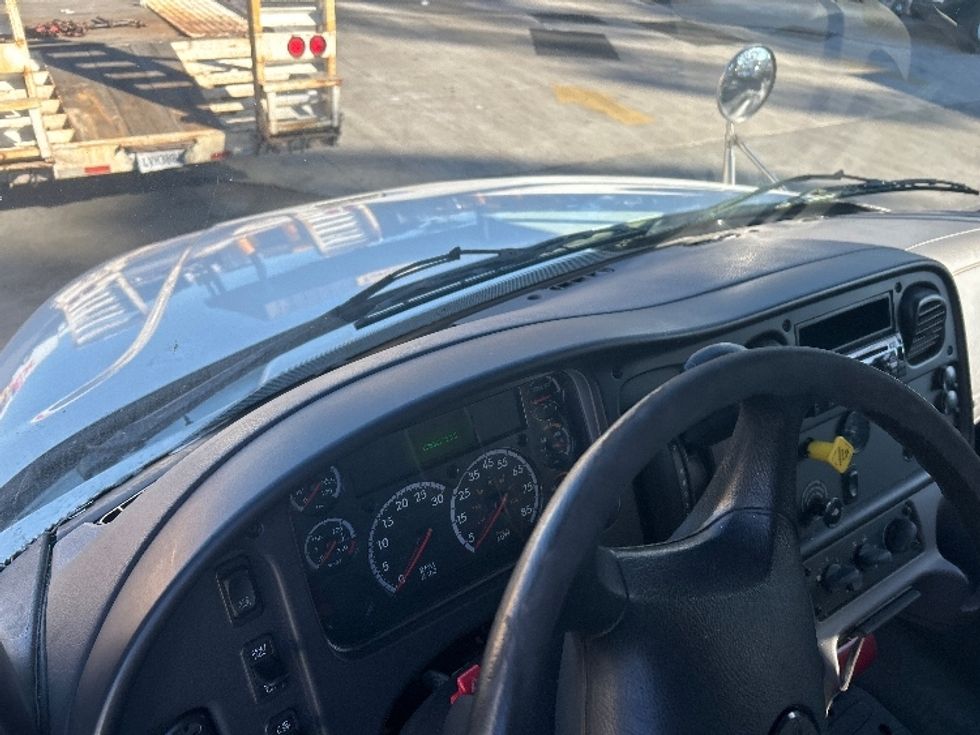 Medium Duty Box Truck-Light and Medium Duty Trucks-Freightliner-2019-M2-Fontana-CA-106,225\n\t\tmiles-$ 61,000 - Image 18