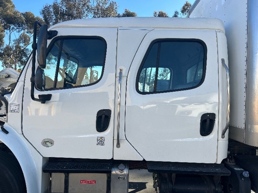 Medium Duty Box Truck-Light and Medium Duty Trucks-Freightliner-2019-M2-Fontana-CA-106,225\n\t\tmiles-$ 61,000 - Image 25