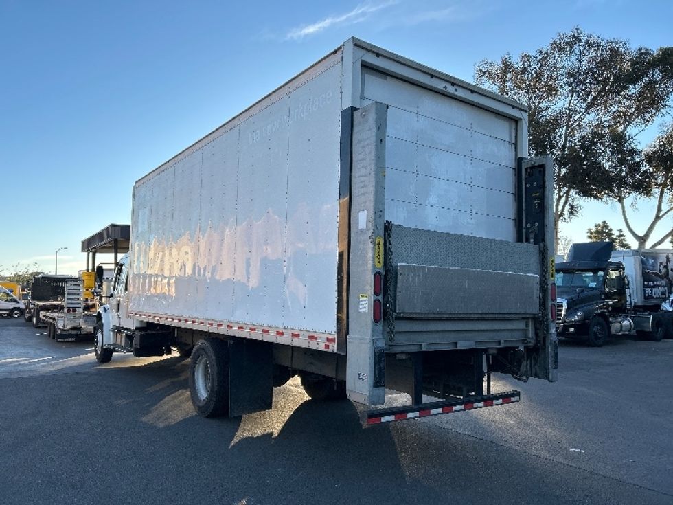 Medium Duty Box Truck-Light and Medium Duty Trucks-Freightliner-2019-M2-Fontana-CA-106,225\n\t\tmiles-$ 61,000 - Image 6