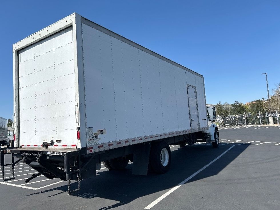 Medium Duty Box Truck-Light and Medium Duty Trucks-Freightliner-2019-M2-Fontana-CA-108,123\n\t\tmiles-$ 60,250 - Image 12