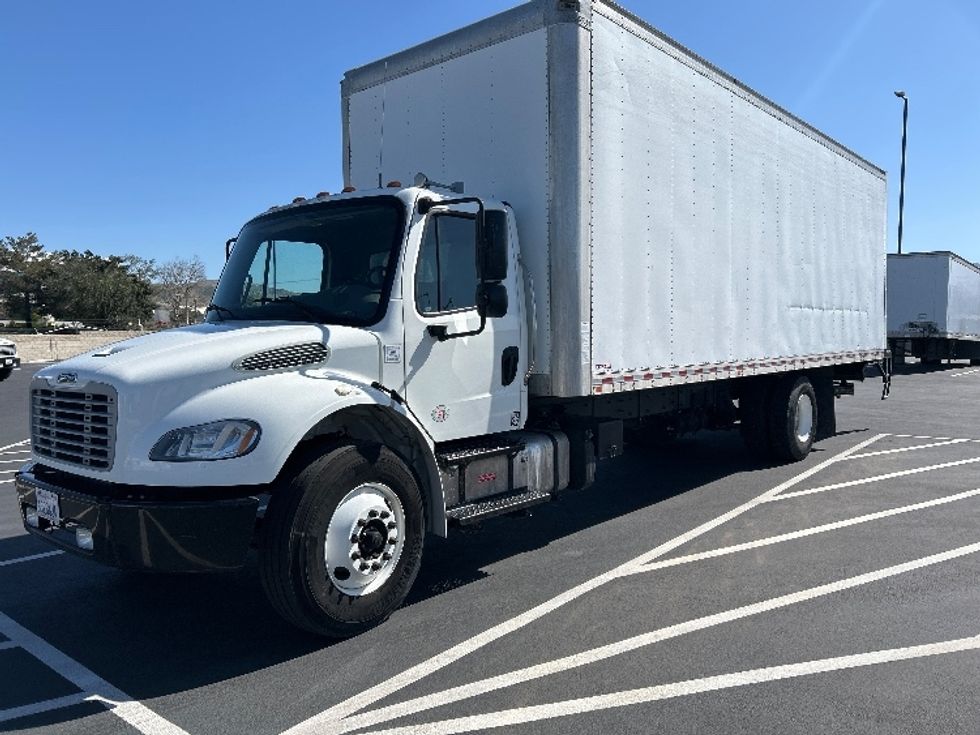 Medium Duty Box Truck-Light and Medium Duty Trucks-Freightliner-2019-M2-Fontana-CA-108,123\n\t\tmiles-$ 60,250 - Image 3