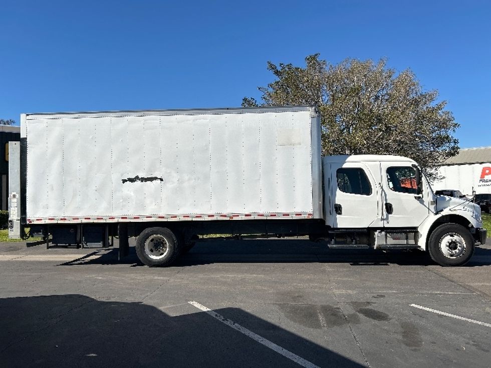 Medium Duty Box Truck-Light and Medium Duty Trucks-Freightliner-2019-M2-Fontana-CA-110,080\n\t\tmiles-$ 59,750 - Image 15