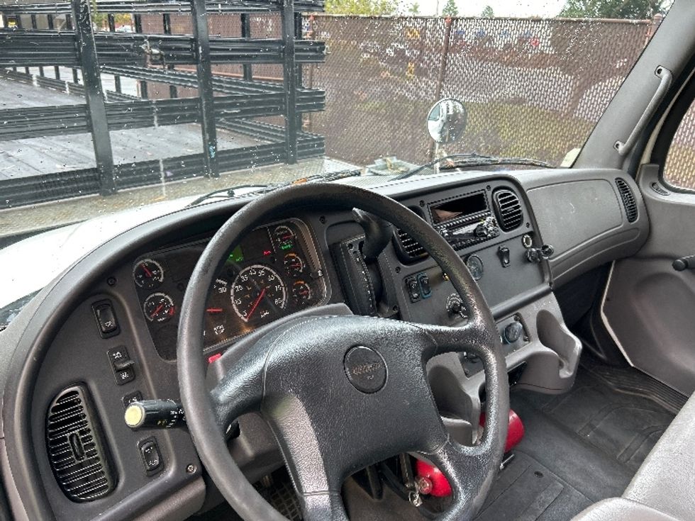 Medium Duty Box Truck-Light and Medium Duty Trucks-Freightliner-2019-M2-Fontana-CA-110,080\n\t\tmiles-$ 59,750 - Image 17