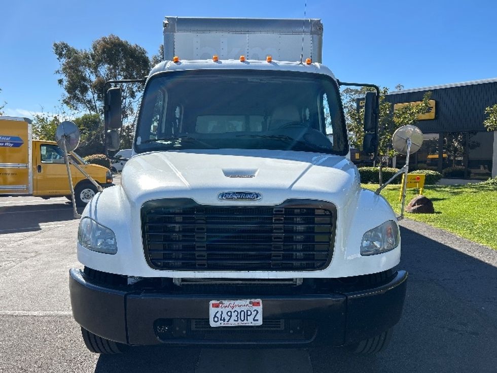 Medium Duty Box Truck-Light and Medium Duty Trucks-Freightliner-2019-M2-Fontana-CA-110,080\n\t\tmiles-$ 59,750 - Image 2