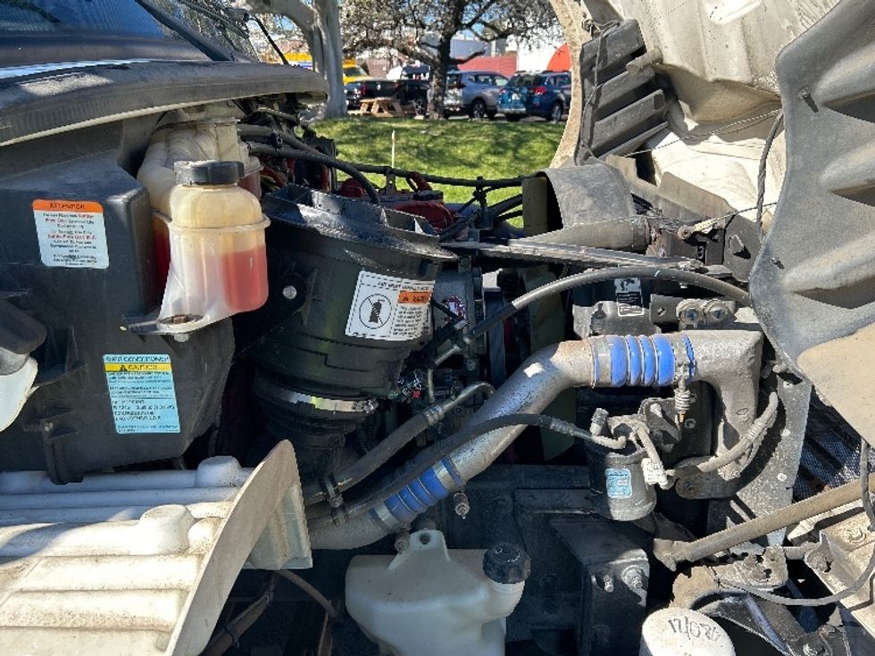 Medium Duty Box Truck-Light and Medium Duty Trucks-Freightliner-2019-M2-Fontana-CA-110,080\n\t\tmiles-$ 59,750 - Image 23