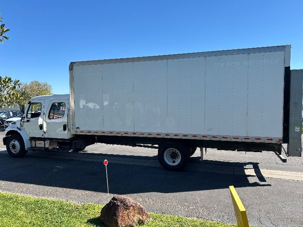 Medium Duty Box Truck-Light and Medium Duty Trucks-Freightliner-2019-M2-Fontana-CA-110,080\n\t\tmiles-$ 59,750 - Image 4