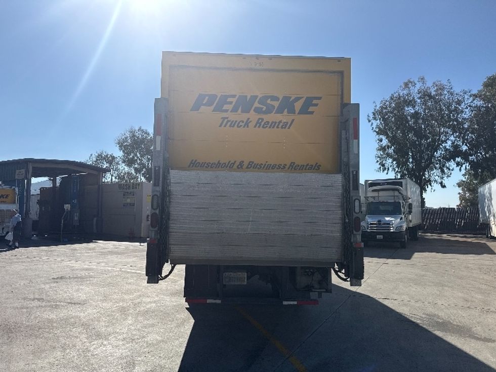 Medium Duty Box Truck-Light and Medium Duty Trucks-Freightliner-2019-M2-Fontana-CA-125,989\n\t\tmiles-$ 54,750 - Image 7