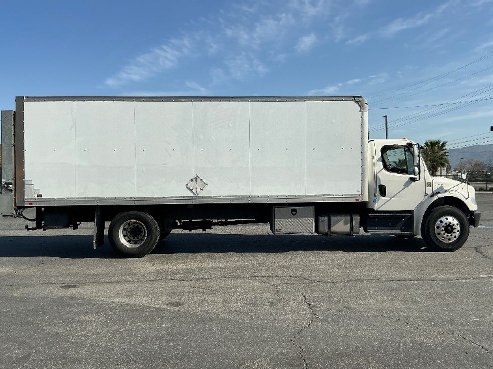 Medium Duty Box Truck-Light and Medium Duty Trucks-Freightliner-2019-M2-Fontana-CA-139,406\n\t\tmiles-$ 50,250 - Image 15