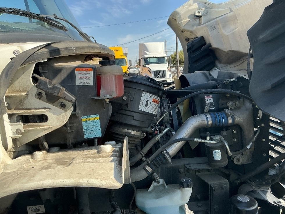 Medium Duty Box Truck-Light and Medium Duty Trucks-Freightliner-2019-M2-Fontana-CA-139,406\n\t\tmiles-$ 50,250 - Image 23