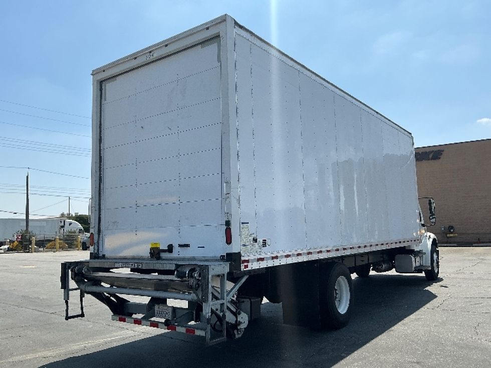 Medium Duty Box Truck-Light and Medium Duty Trucks-Freightliner-2019-M2-Fontana-CA-140,128\n\t\tmiles-$ 59,500 - Image 13