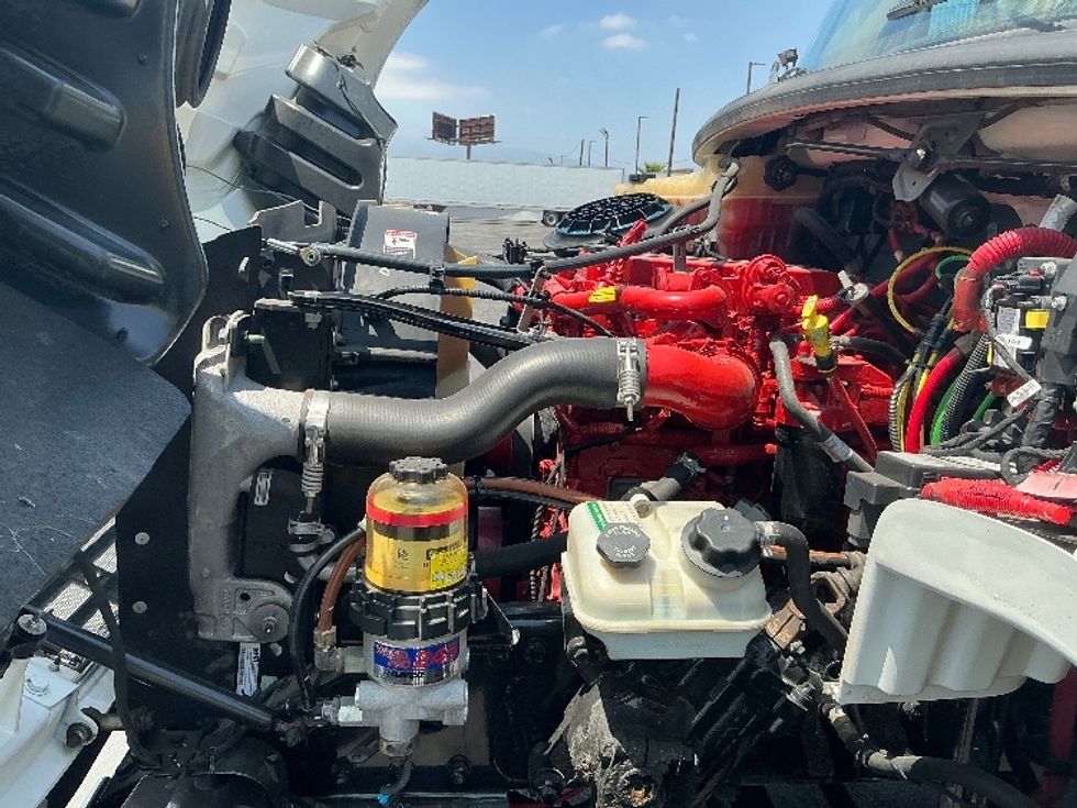 Medium Duty Box Truck-Light and Medium Duty Trucks-Freightliner-2019-M2-Fontana-CA-140,128\n\t\tmiles-$ 59,500 - Image 24