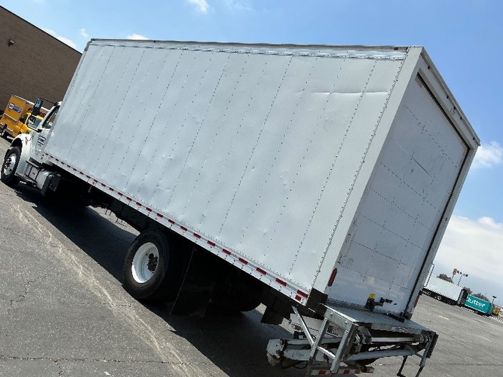 Medium Duty Box Truck-Light and Medium Duty Trucks-Freightliner-2019-M2-Fontana-CA-140,128\n\t\tmiles-$ 59,500 - Image 6