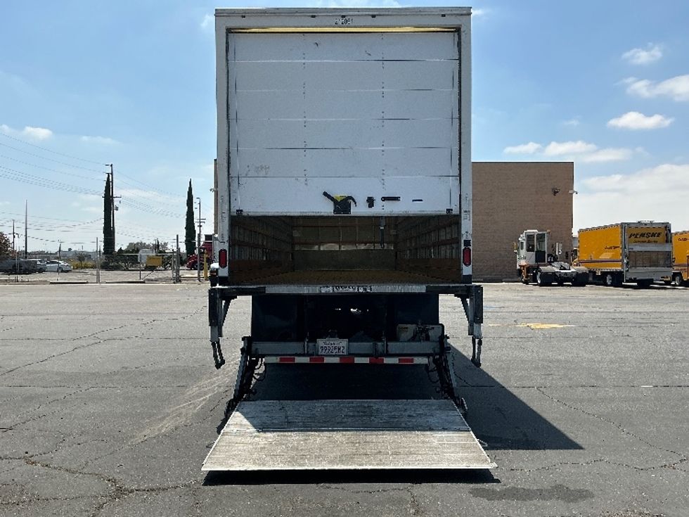 Medium Duty Box Truck-Light and Medium Duty Trucks-Freightliner-2019-M2-Fontana-CA-140,128\n\t\tmiles-$ 59,500 - Image 9