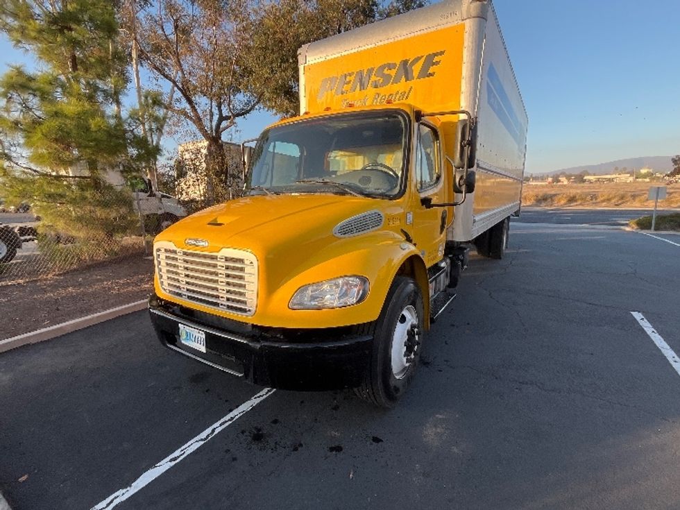 Medium Duty Box Truck-Light and Medium Duty Trucks-Freightliner-2019-M2-Fontana-CA-146,023\n\t\tmiles-$ 52,500 - Image 1