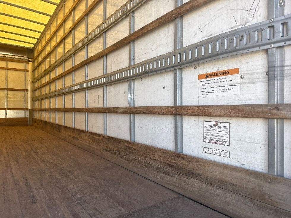 Medium Duty Box Truck-Light and Medium Duty Trucks-Freightliner-2019-M2-Fontana-CA-161,100\n\t\tmiles-$ 50,250 - Image 12