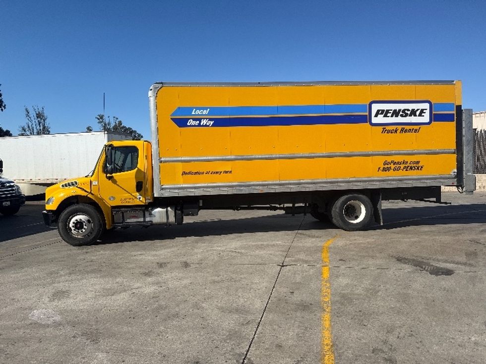 Medium Duty Box Truck-Light and Medium Duty Trucks-Freightliner-2019-M2-Fontana-CA-161,100\n\t\tmiles-$ 50,250 - Image 4