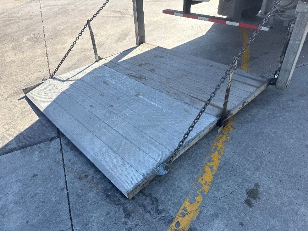 Medium Duty Box Truck-Light and Medium Duty Trucks-Freightliner-2019-M2-Fontana-CA-161,100\n\t\tmiles-$ 50,250 - Image 9