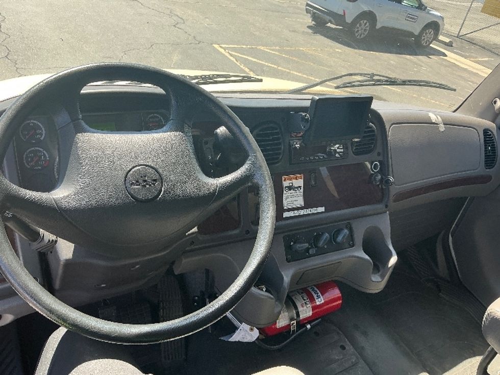 Medium Duty Box Truck-Light and Medium Duty Trucks-Freightliner-2019-M2-Fontana-CA-84,783\n\t\tmiles-$ 65,250 - Image 18