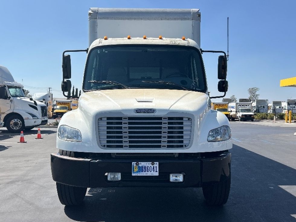 Medium Duty Box Truck-Light and Medium Duty Trucks-Freightliner-2019-M2-Fontana-CA-84,783\n\t\tmiles-$ 65,250 - Image 2