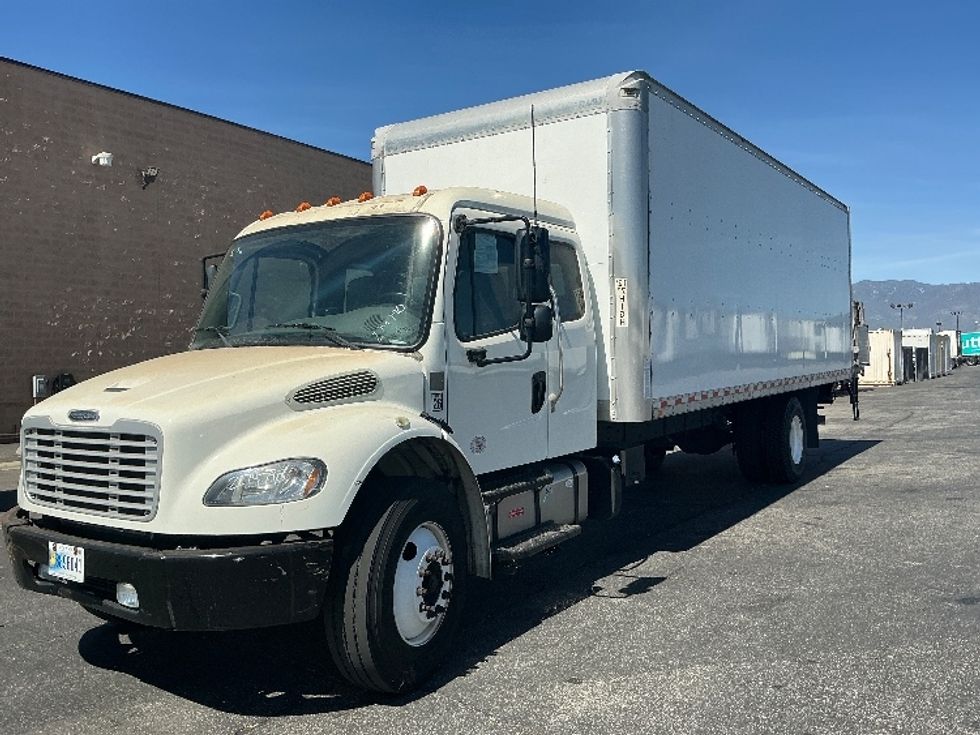 Medium Duty Box Truck-Light and Medium Duty Trucks-Freightliner-2019-M2-Fontana-CA-84,783\n\t\tmiles-$ 65,250 - Image 3