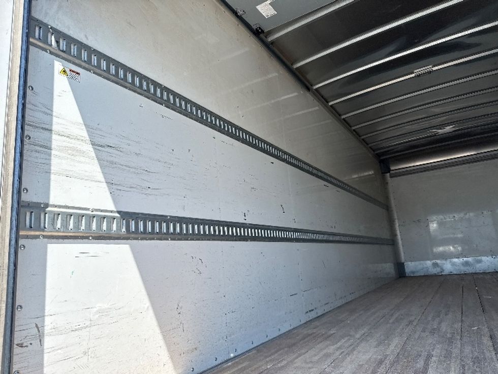 Medium Duty Box Truck-Light and Medium Duty Trucks-Freightliner-2019-M2-Fontana-CA-95,699\n\t\tmiles-$ 63,250 - Image 11