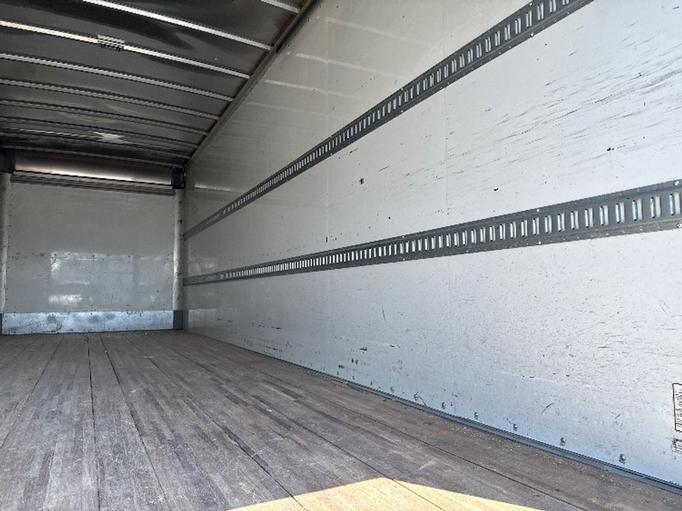 Medium Duty Box Truck-Light and Medium Duty Trucks-Freightliner-2019-M2-Fontana-CA-95,699\n\t\tmiles-$ 63,250 - Image 12