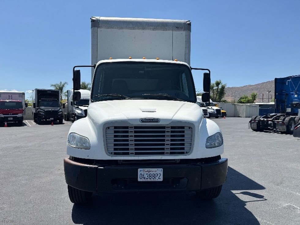 Medium Duty Box Truck-Light and Medium Duty Trucks-Freightliner-2019-M2-Fontana-CA-95,699\n\t\tmiles-$ 63,250 - Image 2